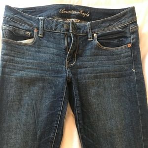 Size 6 regular American Eagle skinny jeans